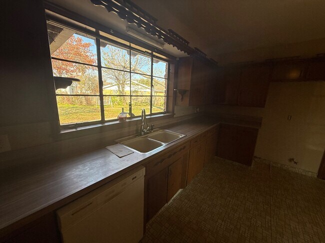 Building Photo - 3601 NW 62nd St