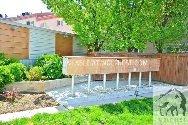 Building Photo - No Deposit Option! Stunning 1 Bedroom Down...