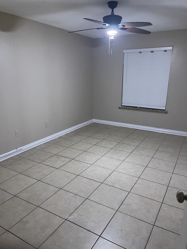 Building Photo - 4094 Dijon Dr