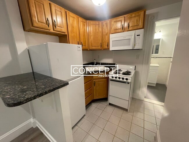 Building Photo - 379 Commonwealth Ave