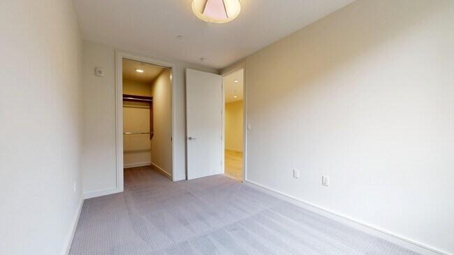Building Photo - 606 Capp St