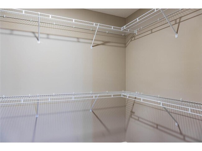 Building Photo - 1619 Windigo Ln