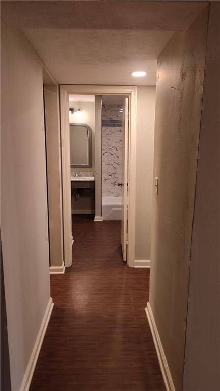 Building Photo - 3095 Colonial Way