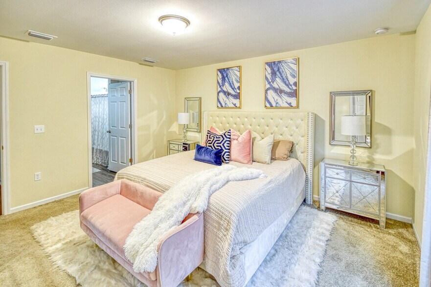 Building Photo - 4573 Rivers Landing Dr