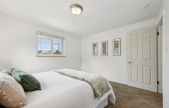 Building Photo - 6781 Quay Ct