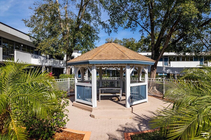 Building Photo - 2851 Maingate Village Cir