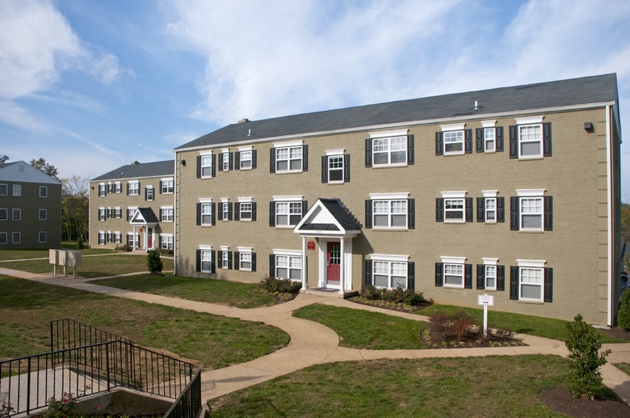 Huntington Gardens Apartments 28172841 Fairhaven Ave Alexandria VA