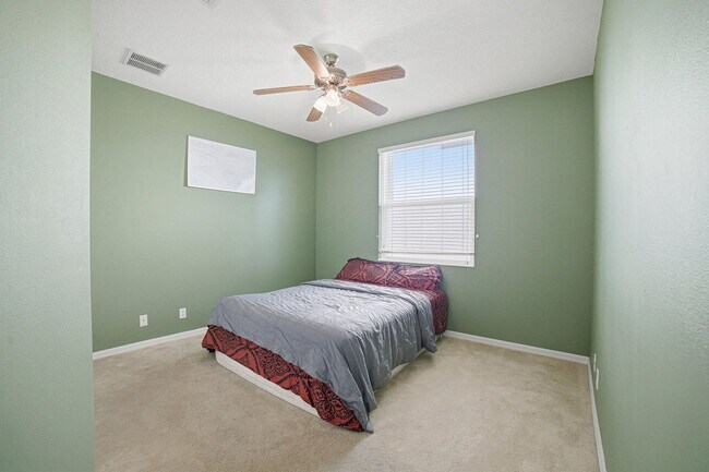 Building Photo - 9655 Campi Dr