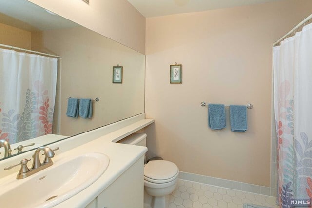 Building Photo - 1352 Paddington Rd