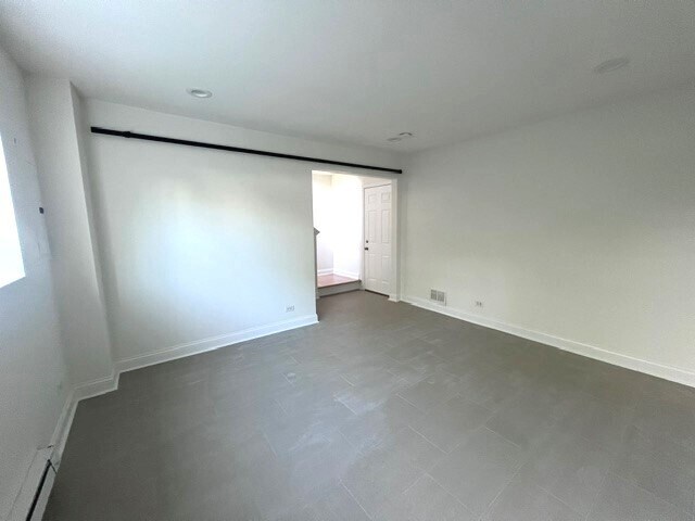 Building Photo - 1716 Windward Dr