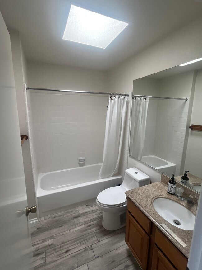 Building Photo - 44210 Anacapa Way