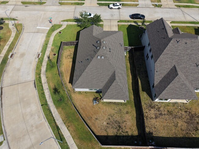 Building Photo - 8446 Manta Ray Dr