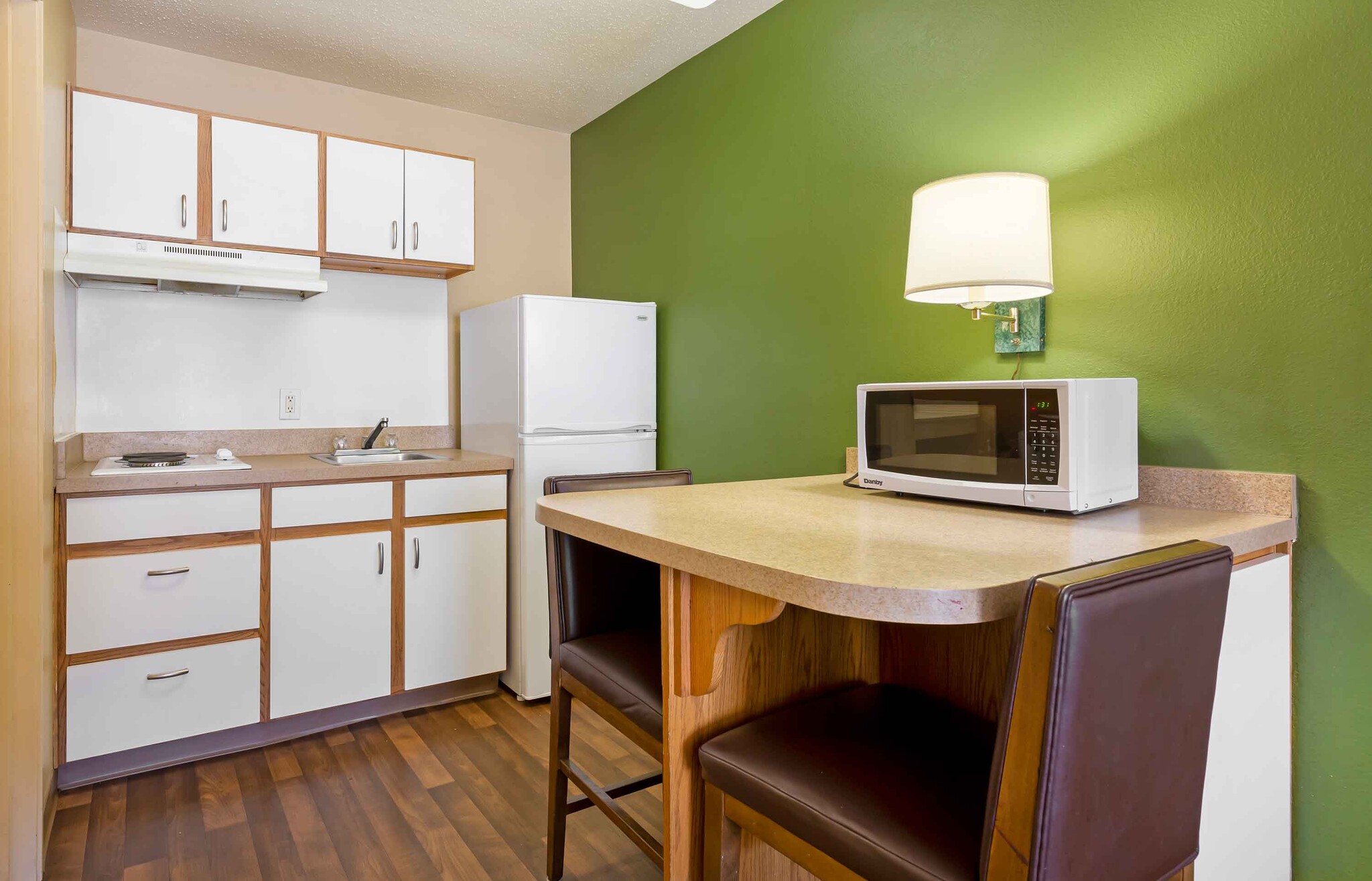 Building Photo - Furnished Studio-Baltimore - BWI Airport -...