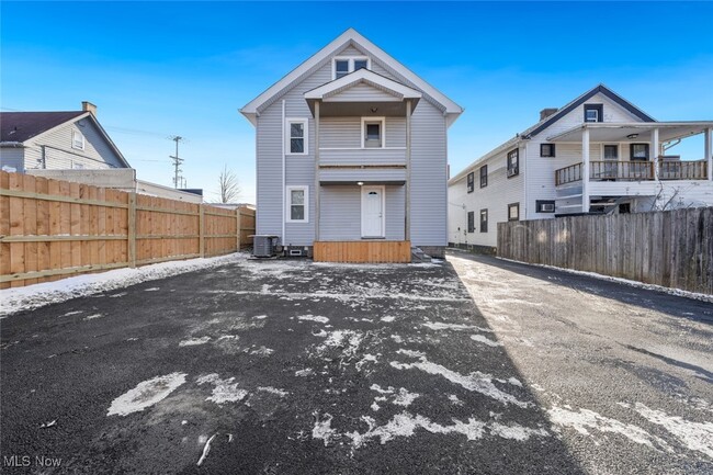 Building Photo - 3904 Ardmore Ave