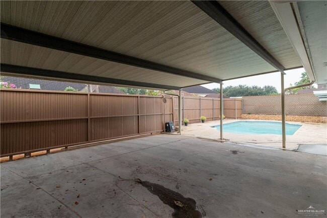 Building Photo - 19 Xanthisma Ave