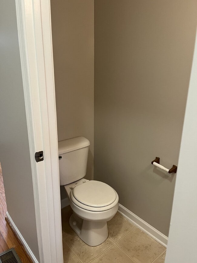 Building Photo - "Spacious 3 Bed, 2.5 Bath Townhouse with Finished Basement on Bell Road - Antioch Rental!"