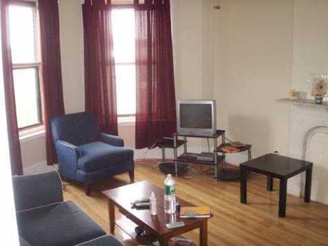 Primary Photo - 86 Hammond St