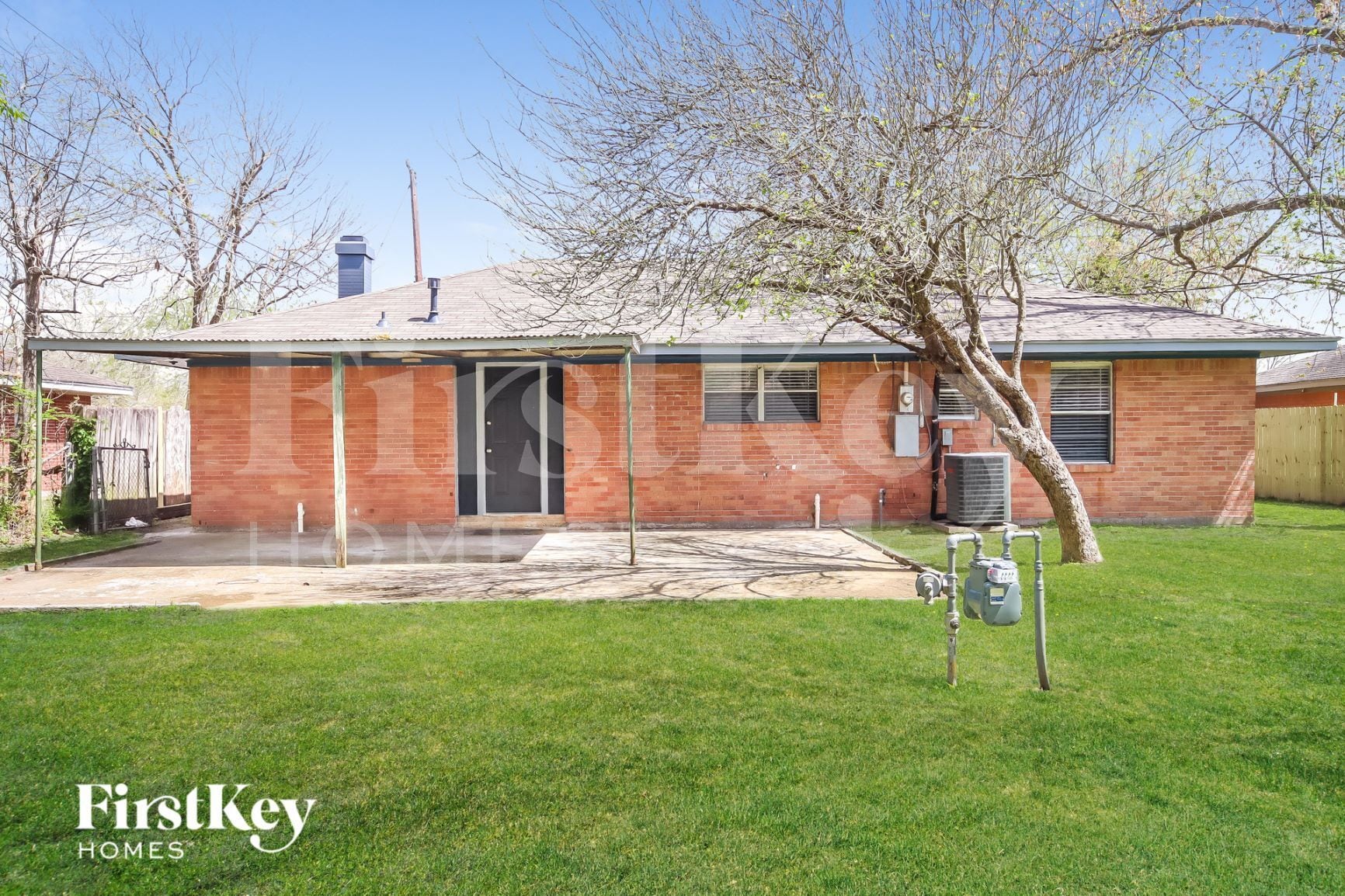 Building Photo - 1204 Trenton Ln