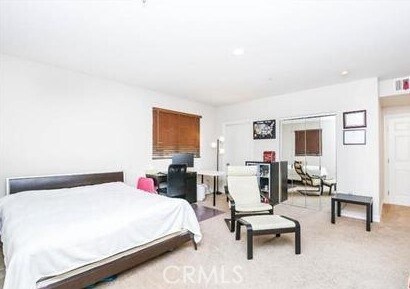Building Photo - 926 S Manhattan Pl