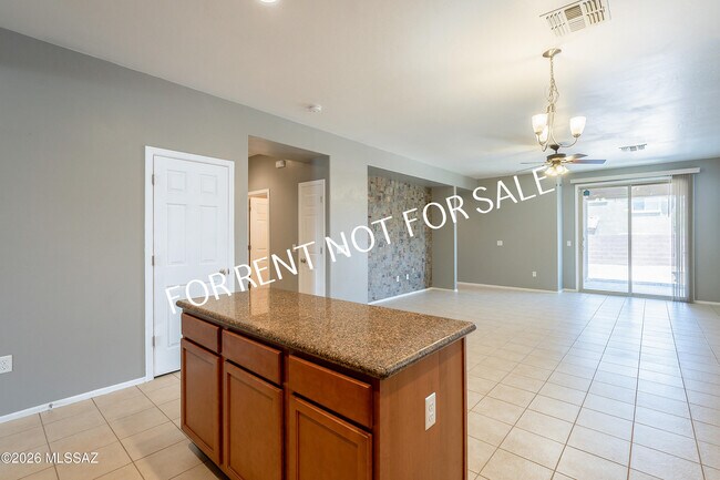 Building Photo - 7307 E Heartwood Dr