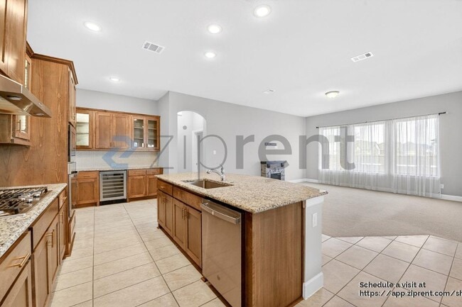 Building Photo - 2900 Blf Crk Dr