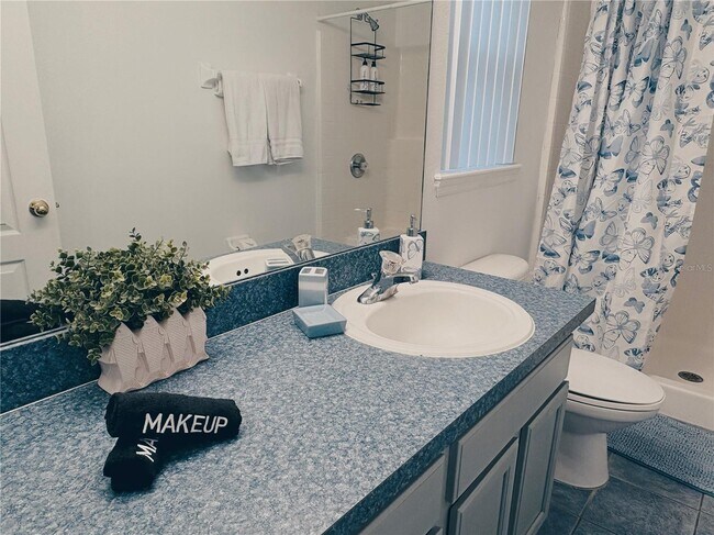 Building Photo - 893 Sandy Ridge Dr