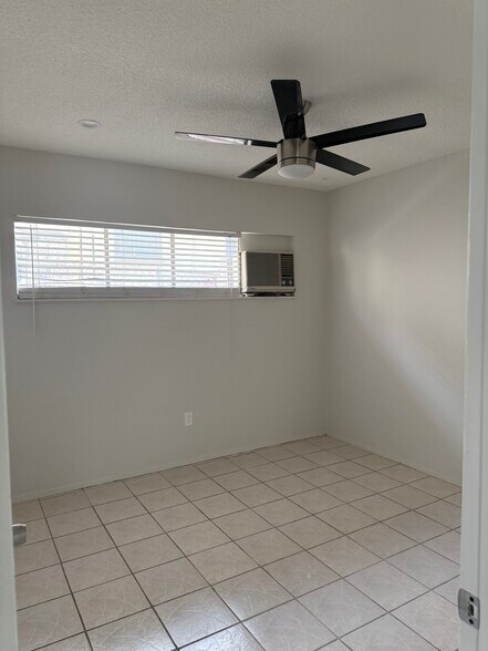Building Photo - 141 Marguerita Ave