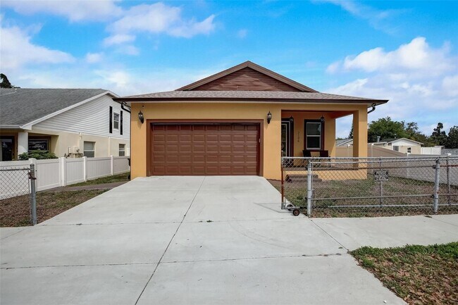 Building Photo - 3106 E Frierson Ave