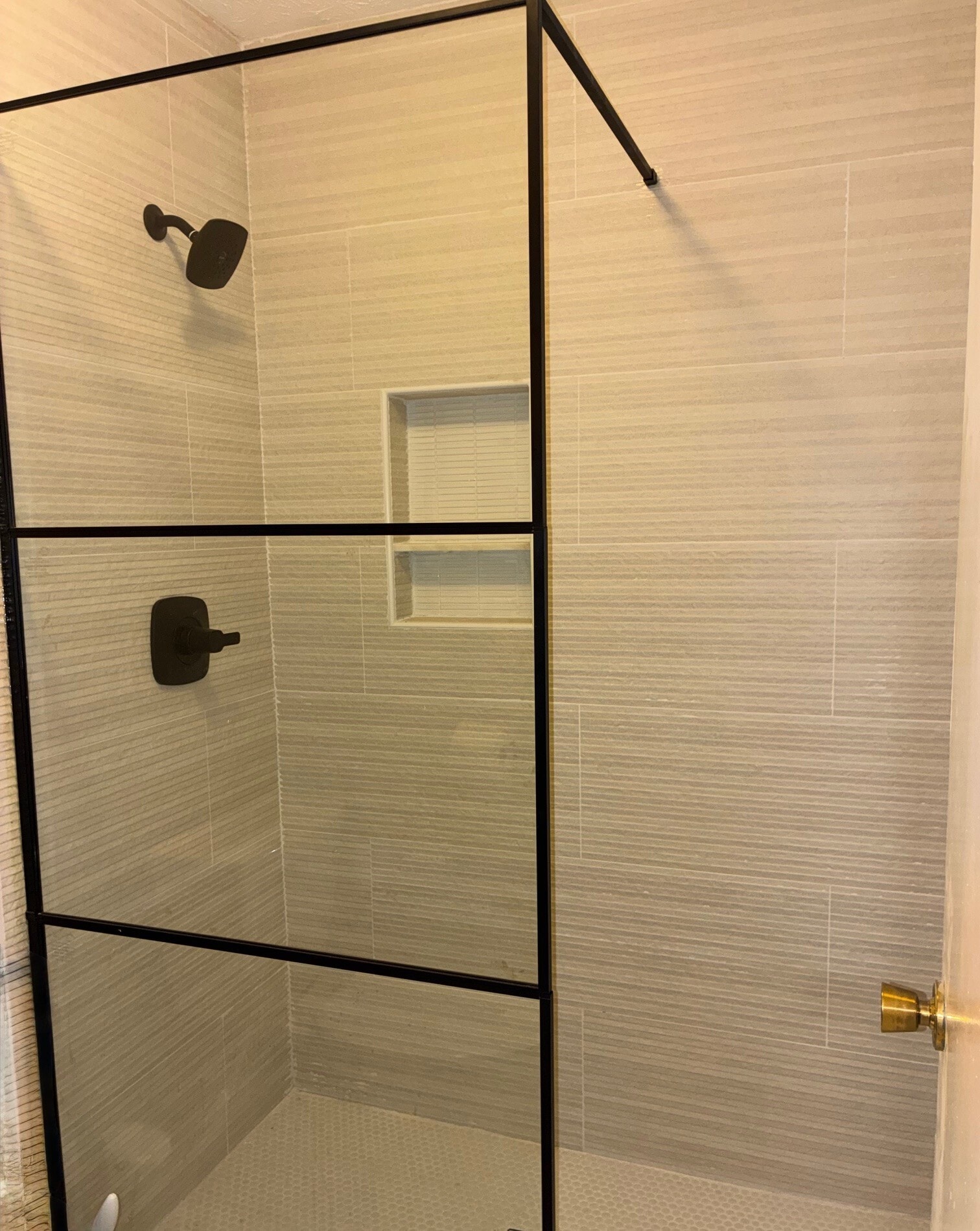Fully renovated ensuite walk-in shower - 1405 Vicksburg Plz