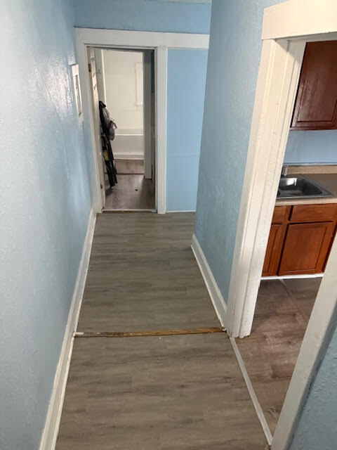 Building Photo - 425 Stanley St