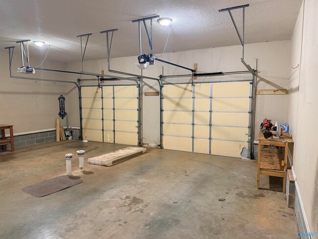 Building Photo - 15055 Co Rd 236