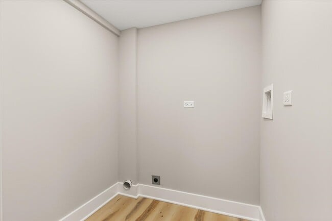 Building Photo - 110 Kevin Dr