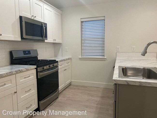 Building Photo - 3 br, 2 bath House - 10501 Chinook Dr.