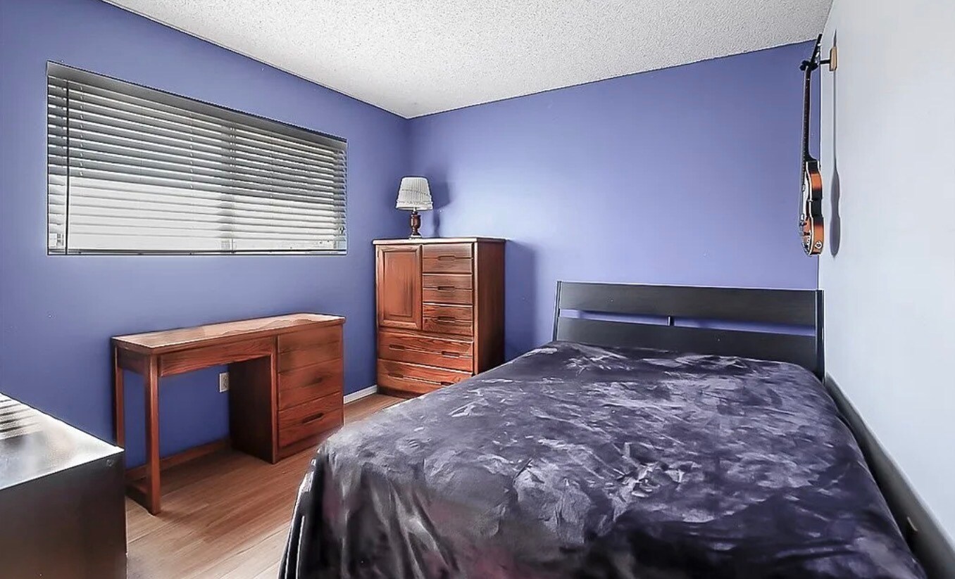 Building Photo - 2121 E Grand Ave