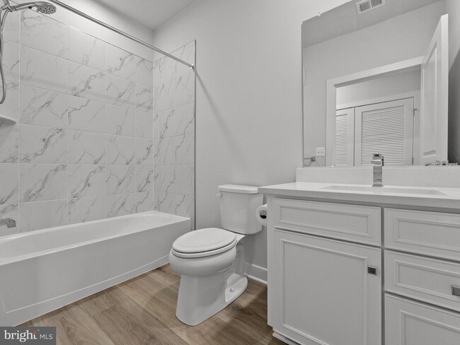 Building Photo - 12865 Mosaic Pk Wy