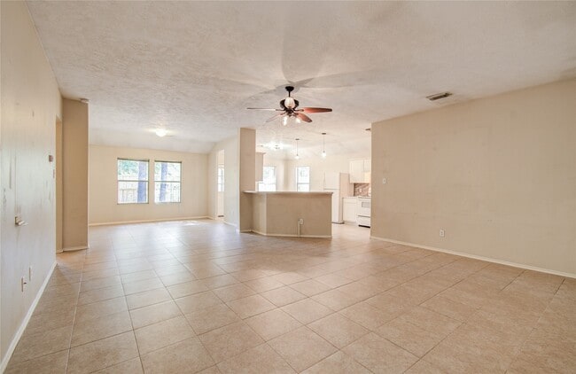 Building Photo - 98 S Vesper Bend Cir