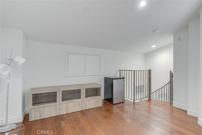 Building Photo - 1130 Campbell St