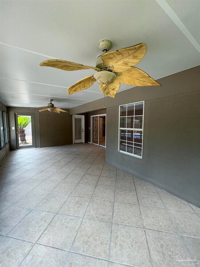 Building Photo - 5784 Twisted Oak Ct
