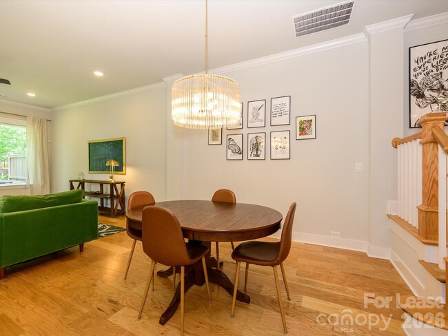 Building Photo - 1217 Drummond Ave