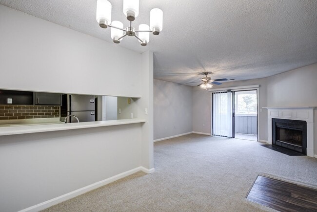 Building Photo - Southland Station Apartments