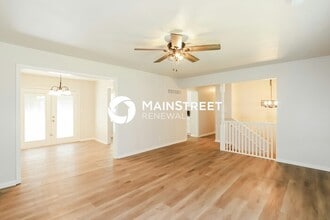 Building Photo - 3 Bedroom Pet-Friendly Home in KANSAS CITY...
