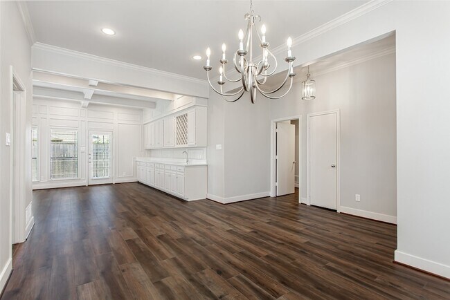 Building Photo - 2117 Promontory Point