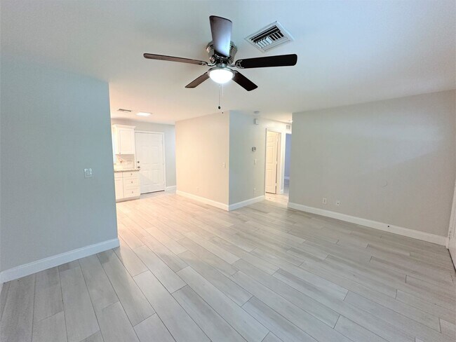 Building Photo - PB - Terrace Avenue Land Trust (2645 TA)