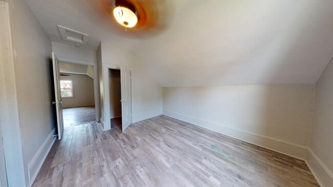 Building Photo - 4217 Hyde Ave