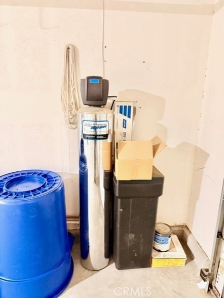 Building Photo - 1844 Paradise Way