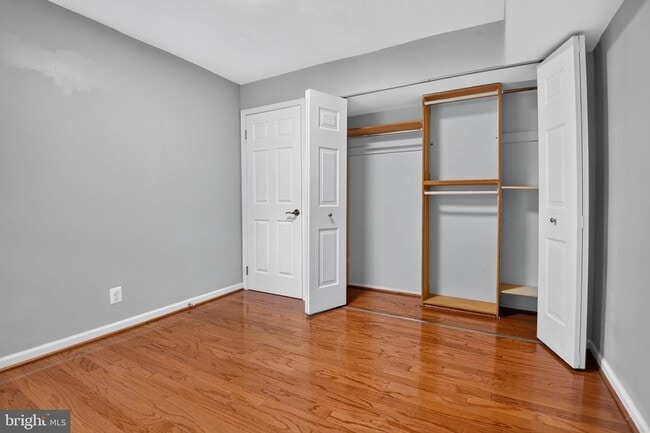 Building Photo - 7621 Tremayne Pl