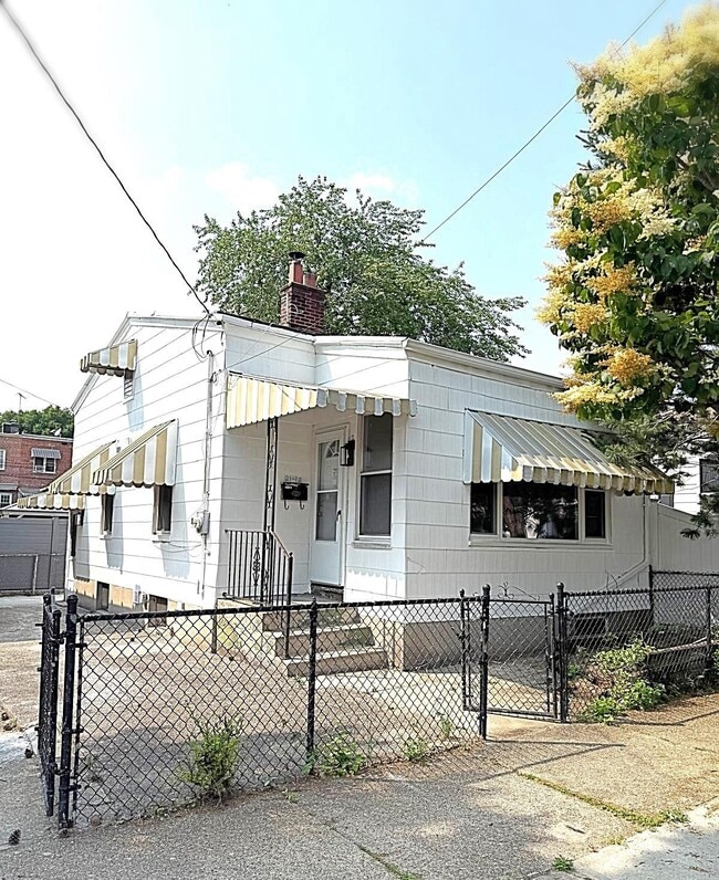 Building Photo - 21-72-72 48th St
