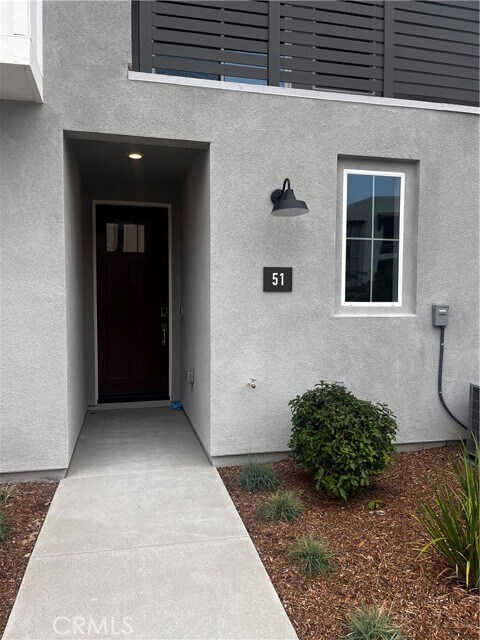 Building Photo - 51 Wheelbarrow Rd