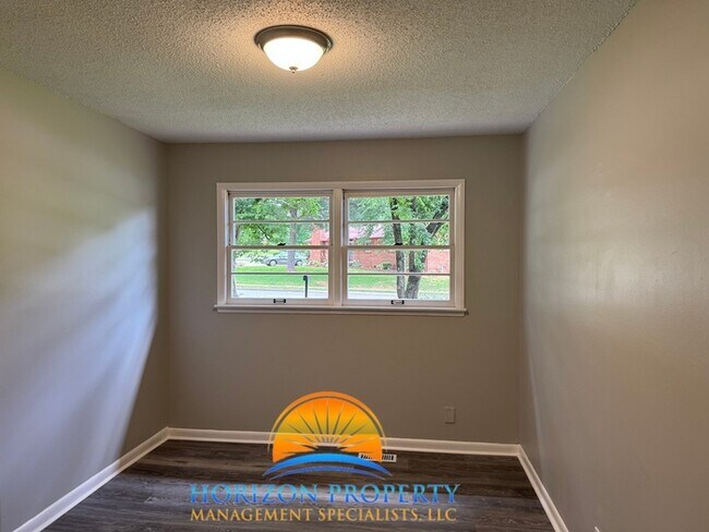 Building Photo - 6117 Colfax Rd NW