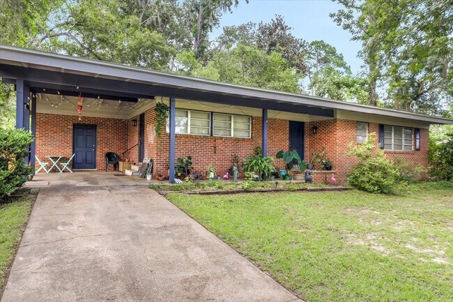 Building Photo - 1612 Hasosaw Nene